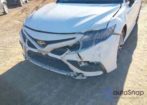 2022 Toyota Camry Se из США, поврежденный, VIN 4T1G11AK5NU641805